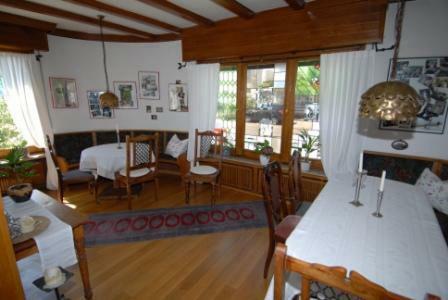 Galerie Riesling Hotel Тритенхайм Екстериор снимка