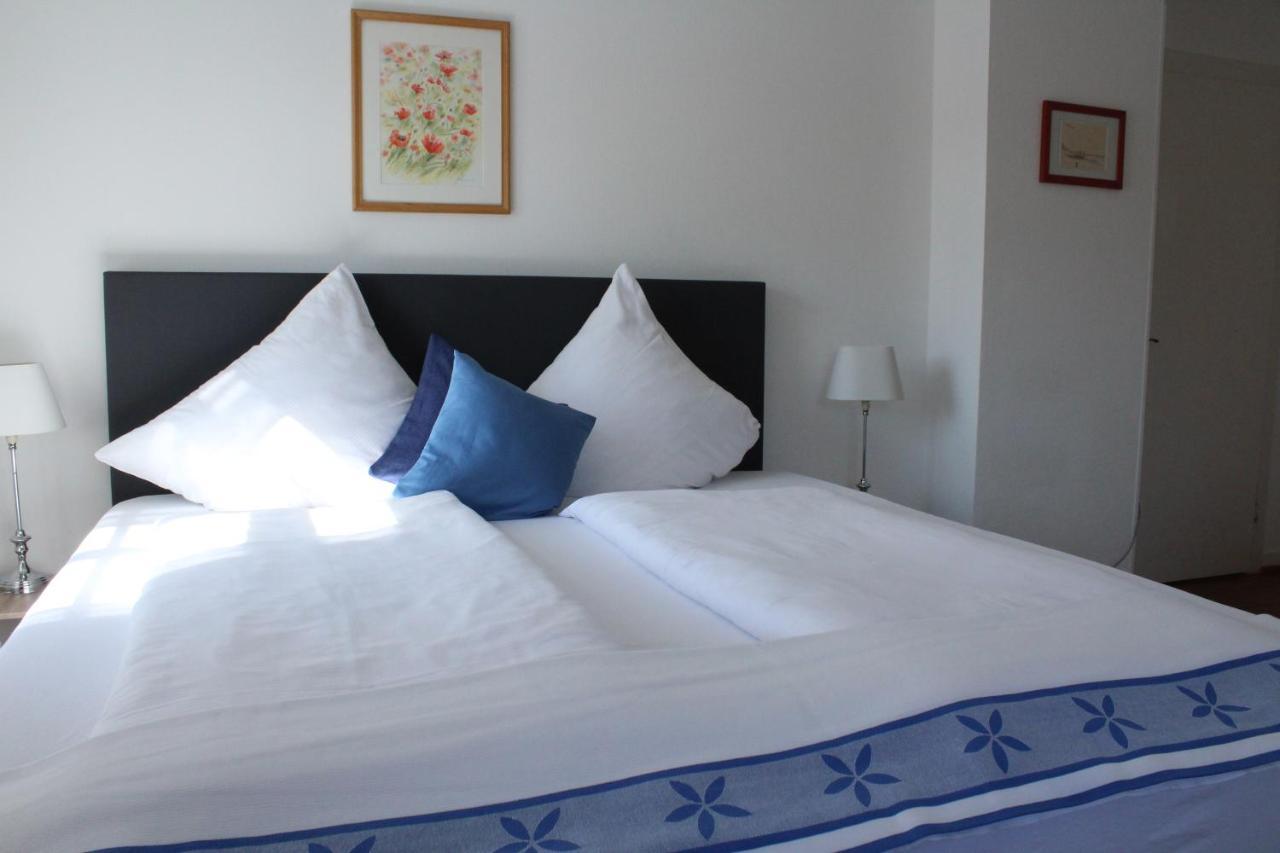 Galerie Riesling Hotel Тритенхайм Екстериор снимка