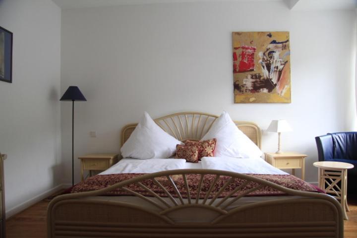 Galerie Riesling Hotel Тритенхайм Екстериор снимка